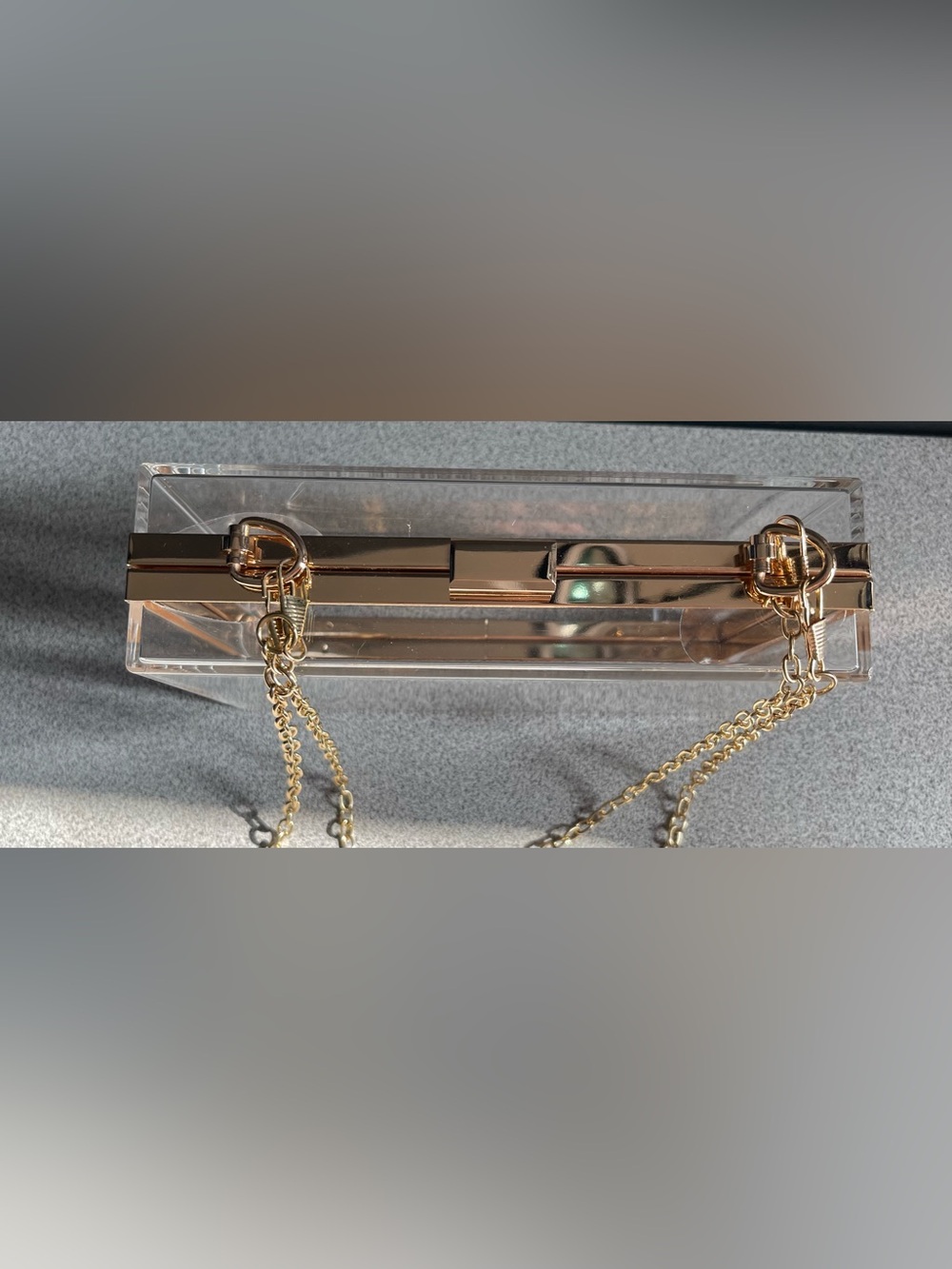 Clear Acrylic Box Bag With Gold Chain Strap - Picture 2 of 10